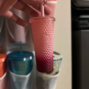 Starbucks Cup!! Venti Cup and small keychain!